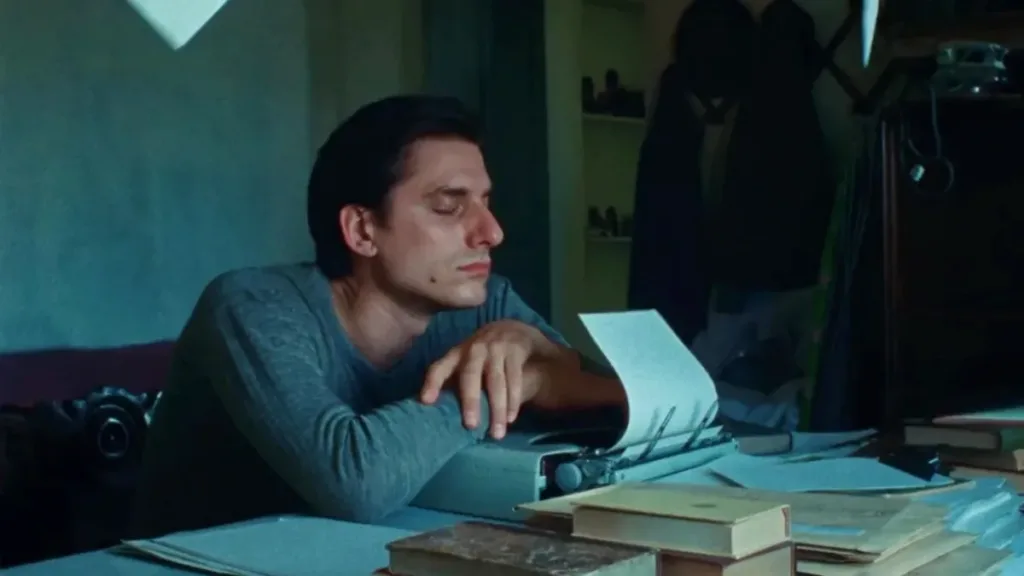 Martin Eden (2019) uyarlamasından bir kare.